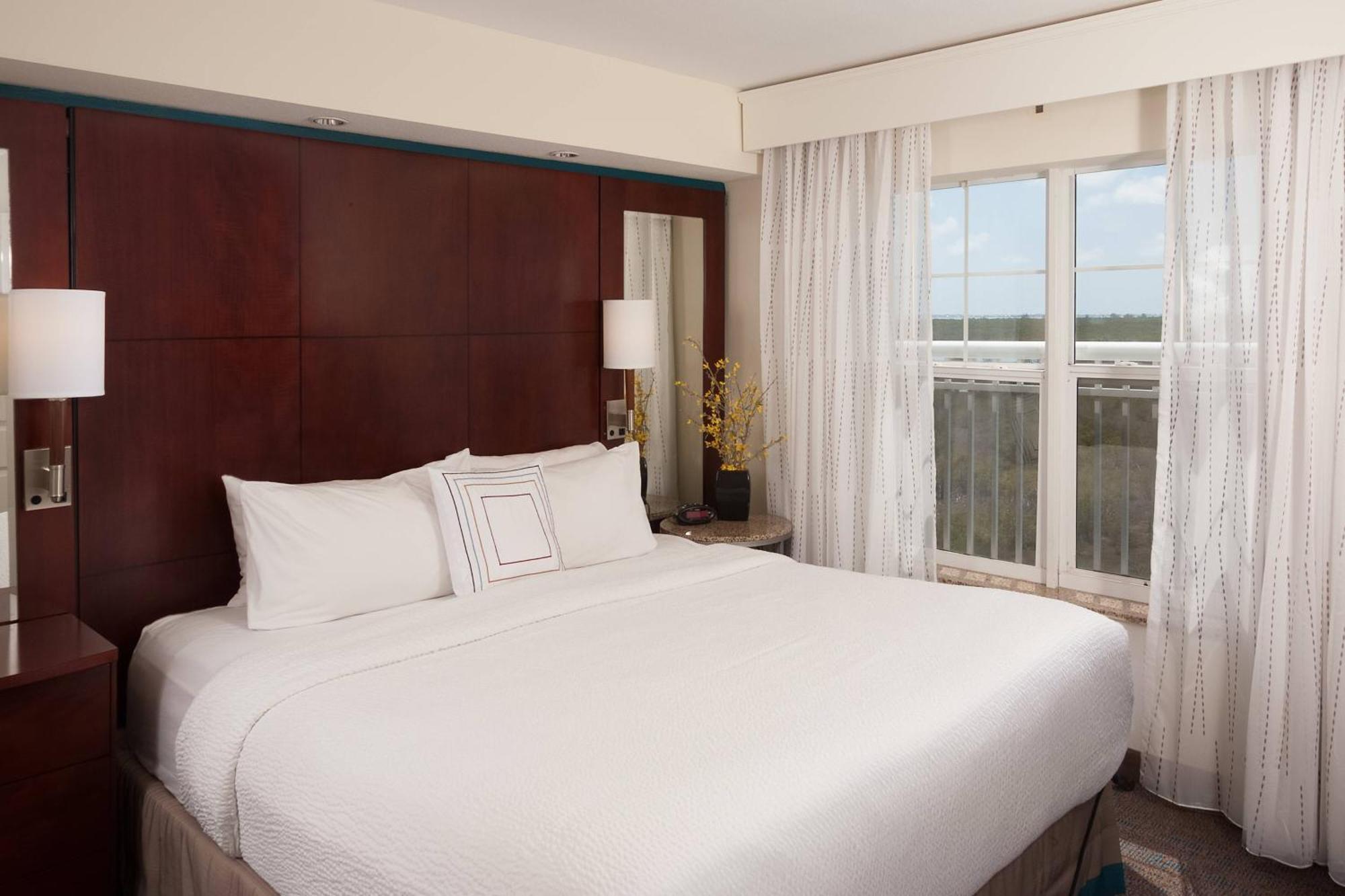 Residence Inn Fort Myers Sanibel Truckland Exterior foto